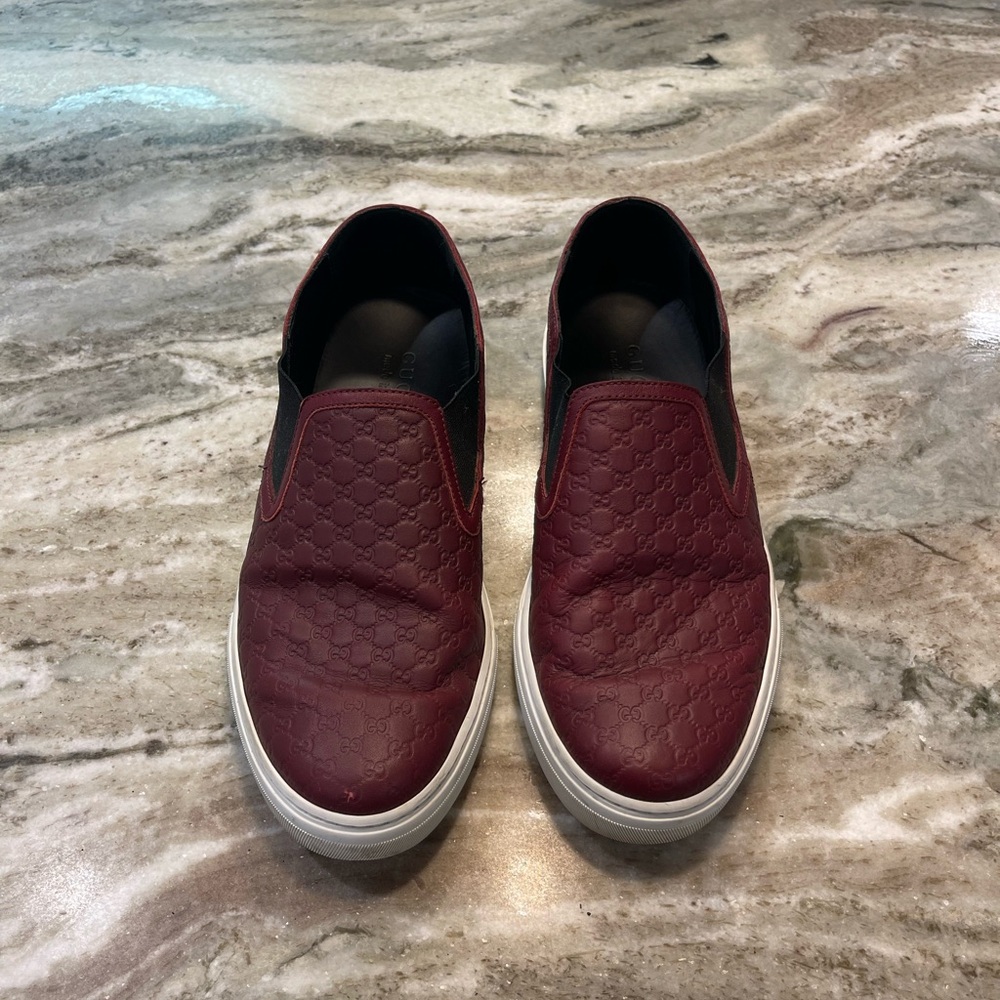 Gucci Monogrammed Shoes - Picture 2 of 5